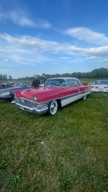 Sanna Nostalgimack & Café – bild 12 av 18 (Örebro, 3 juni 2026) USA-bilar på Jalopy