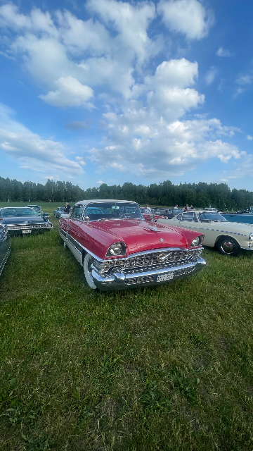 Sanna Nostalgimack & Café – bild 4 av 18 (Örebro, 3 juni 2026) USA-bilar på Jalopy
