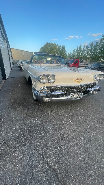 Fika träff örebro – bild 6 av 6 (Örebro, 27 aug. 2026) USA-bilar på Jalopy