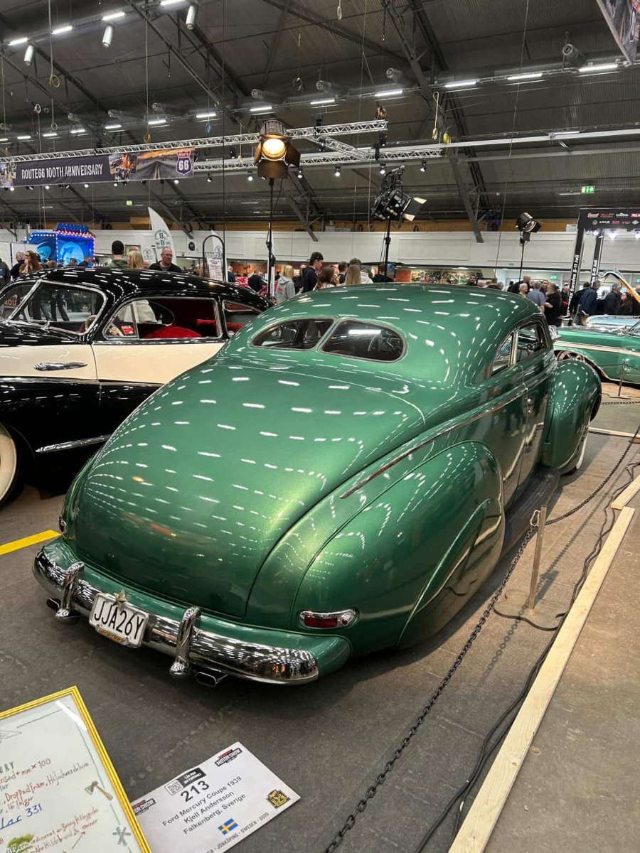 Custom Motor Show – bild 13 av 19 (Elmiavägen, 3 apr. 2026) USA-bilar på Jalopy