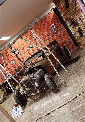 Custom Motor Show – bild 3 av 19 (Elmiavägen, 3 apr. 2026) USA-bilar på Jalopy