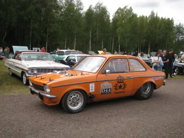 Älvdalen Musik & Motorfestival – bild 12 av 20 (Älvdalen, 6 aug. 2026) USA-bilar på Jalopy