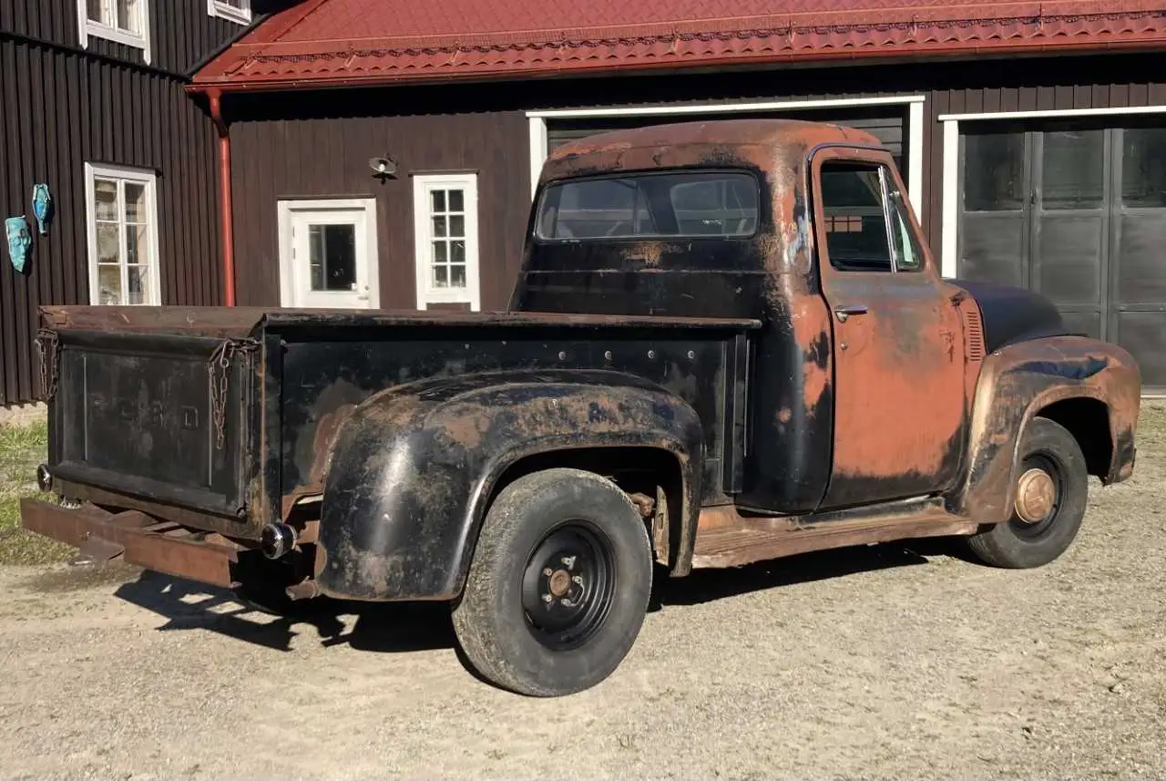 Ford 1953 Ford F100 Shortbed Stepside Pickup 1953 till salu i Tidaholm – bild 1 av 8