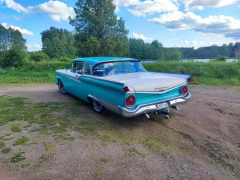 Ford 1959 Ford fairlane 500 club Victoria ht -59 till salu i Vetlanda – bild 8 av 8