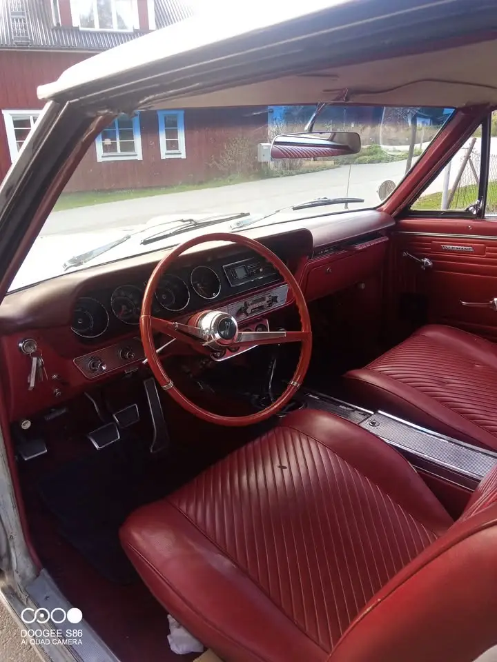 Pontiac Lemans 2D HT Svensksåld