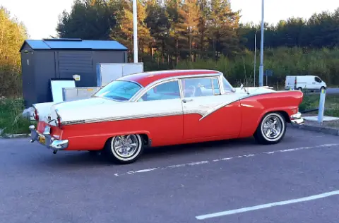 Ford 1956 Ford Fairlane Victoria-56  till salu i Höljes – bild 3 av 4