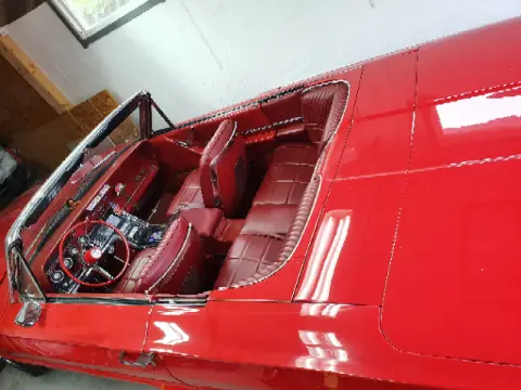 Ford 1966 Thunderbird till salu i Sundsbruk – bild 4 av 7