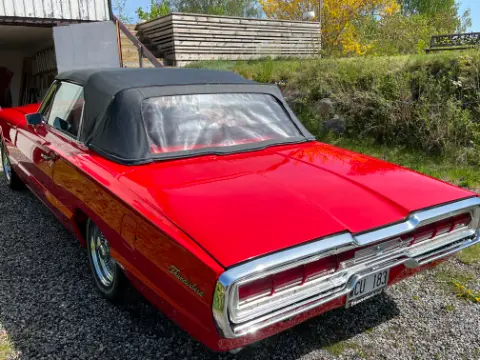 Ford 1966 Thunderbird till salu i Sundsbruk – bild 7 av 7