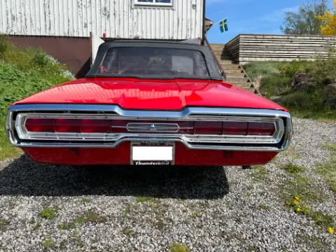 Ford 1966 Thunderbird till salu i Sundsbruk – bild 5 av 7