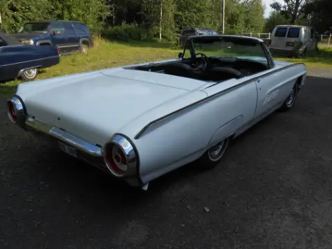 Ford 1962 Ford Thunderbird -63 Cab till salu i Sunne – bild 3 av 8