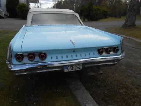 Pontiac 1961 Pontiac Bonneville -61 Cab till salu i Sunne – bild 4 av 8