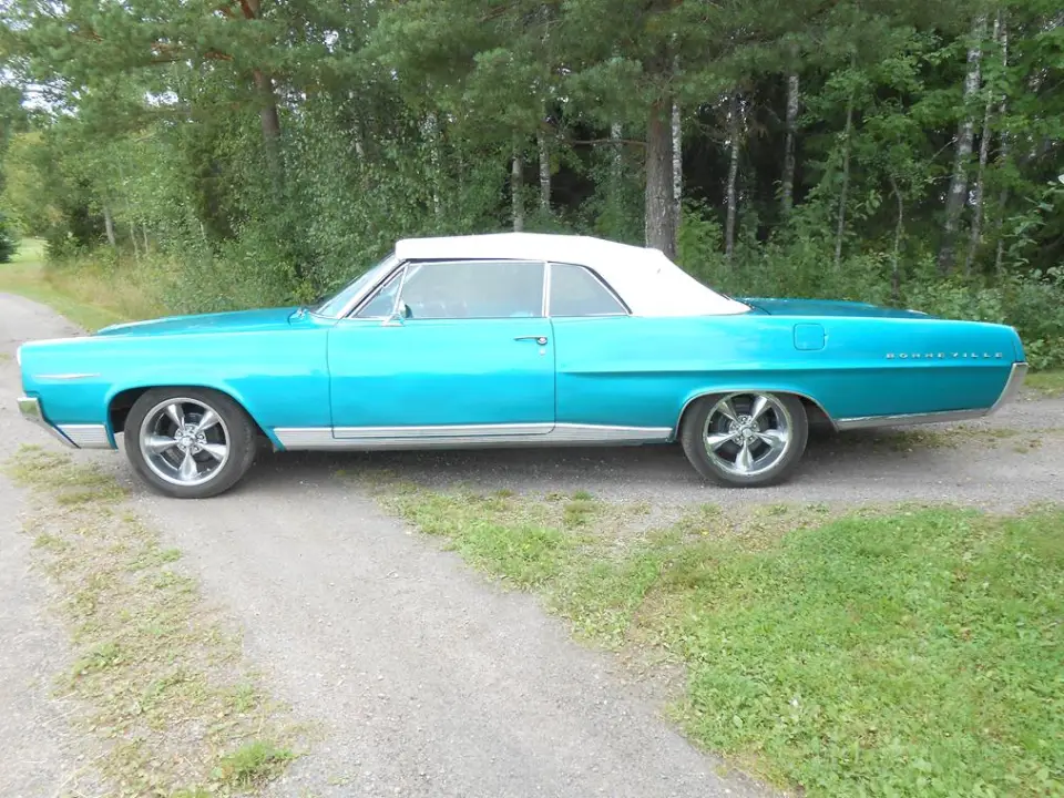 Pontiac Bonneville -64 Cab