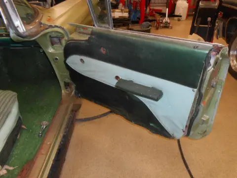 Pontiac 1958 Pontiac Bonneville -59 4dHT till salu i Sunne – bild 6 av 8