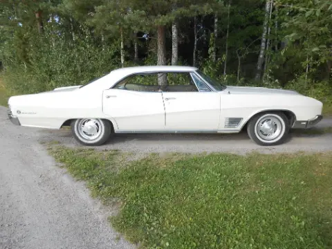 Buick 1968 Buick Wildcat -68 4dHT till salu i Sunne – bild 4 av 8