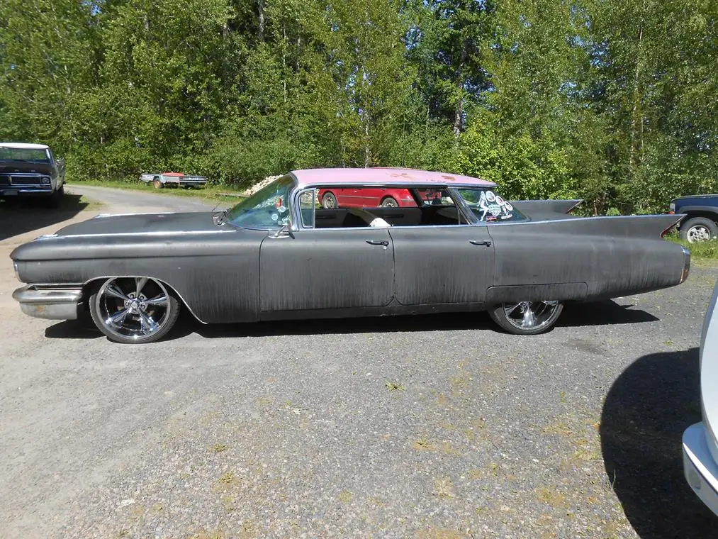 Cadillac Sedan De Ville -60