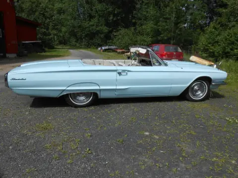 Ford 1966 Ford Thunderbird -66 Cab till salu i Sunne – bild 2 av 8