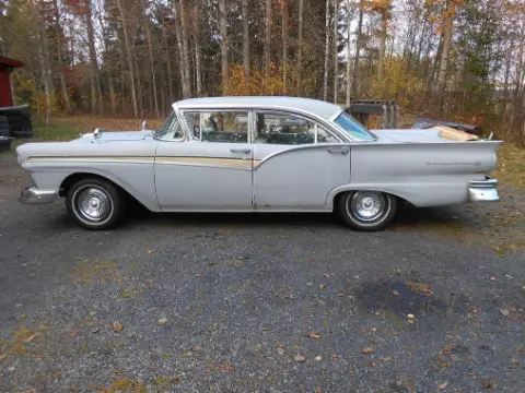 Ford 1957 Ford Fairlane 500 Town Sedan 1957 till salu i Sunne – bild 2 av 8