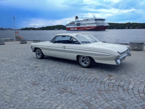 Oldsmobile 1961 Oldsmobile Super 88 bubbletop 1961 till salu i Enskede-Årsta-Vantörs stadsdelsområde – bild 4 av 4