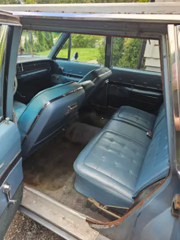 Chrysler 1965 Chrysler New Yorker Town & Country 1965  till salu i Ucklum – bild 6 av 8