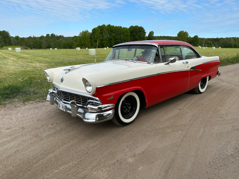 Ford 1956 Ford Customline Victoria 2dr HT 1956 till salu i Kristinehamn – bild 1 av 5
