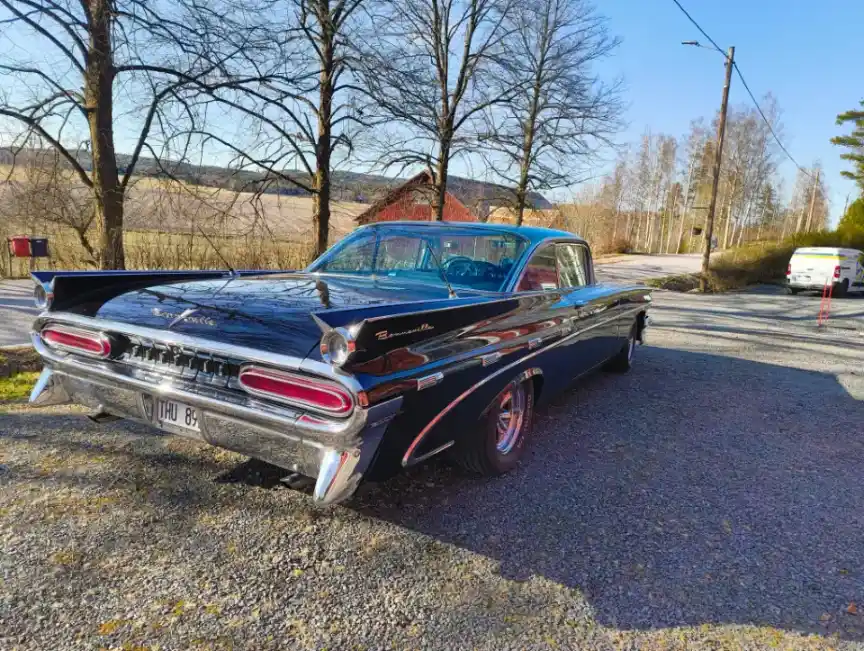 Pontiac Bonneville 59 