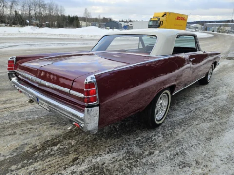 Pontiac 1963 PONTIAC CATALINA 2 DR HT 389 V8 Automat 2560:-/mån till salu i Strängnäs – bild 4 av 8