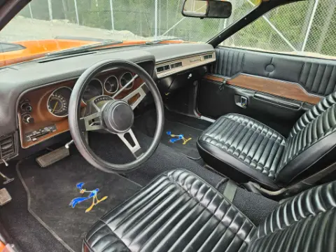 Plymouth 1971 Plymouth Road Runner 340/727 Helrenoverad bil i mycket fint skick till salu i Strängnäs – bild 6 av 8