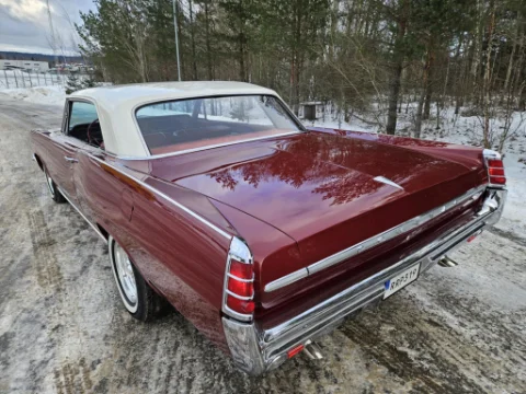 Pontiac 1963 PONTIAC CATALINA 2 DR HT 389 V8 Automat 2560:-/mån till salu i Strängnäs – bild 3 av 8