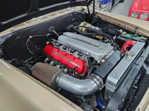 Chrysler 1961 Chrysler Newport Coupe VIPER V10 till salu i Strängnäs – bild 7 av 7