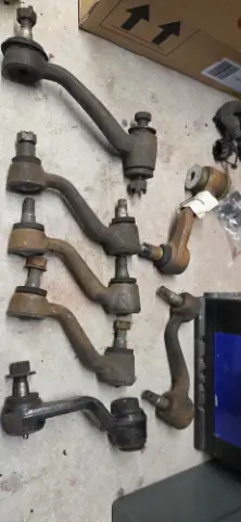 Mopar hjälpstyrarmar nya 