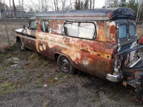 Chevrolet 1966 Cheva C30 lwb ambulans till salu i Gullspång – bild 3 av 4
