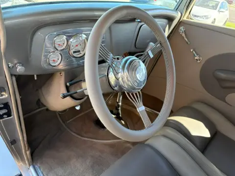 Ford 1933 Ford -33     till salu i Karlsborg – bild 7 av 8