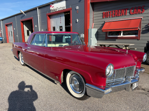 Lincoln 1956 Lincoln Continental Mark II till salu i Karlsborg – bild 1 av 8