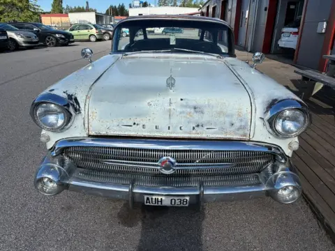 Buick 1957 Buick Riviera Super till salu i Karlsborg – bild 2 av 8