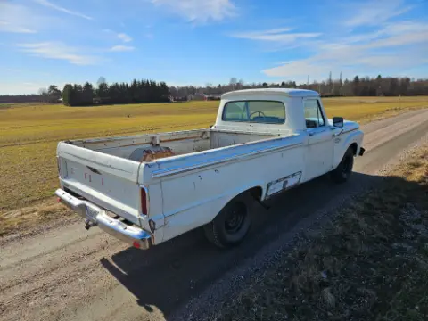 Ford 1966 1966 Ford F100 Custom Cab till salu i Tidaholm – bild 7 av 8