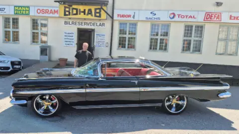 1959 Chevrolet Impala 2D HT