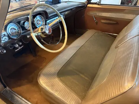 Chrysler 1958 Chrysler Windsor Hardtop Custom till salu i Ljusdal – bild 6 av 8
