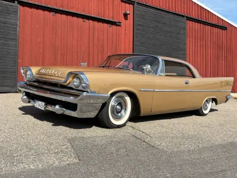 Chrysler 1958 Chrysler Windsor Hardtop Custom till salu i Ljusdal – bild 2 av 8