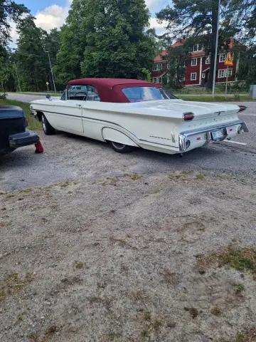 Oldsmobile 1960 Oldsmobile Dynamic 88 till salu i Ljusdal – bild 6 av 8