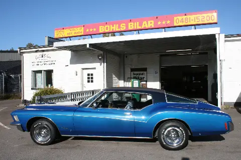 Buick Riviera Boattail