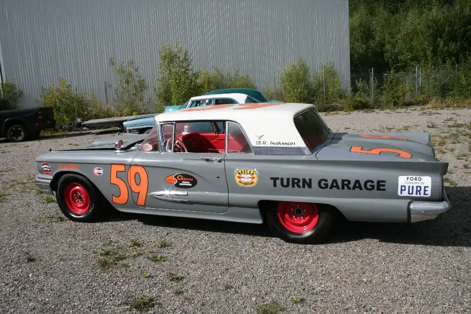 Ford 1959 Ford Thunderbird till salu i Nybro – bild 1 av 8