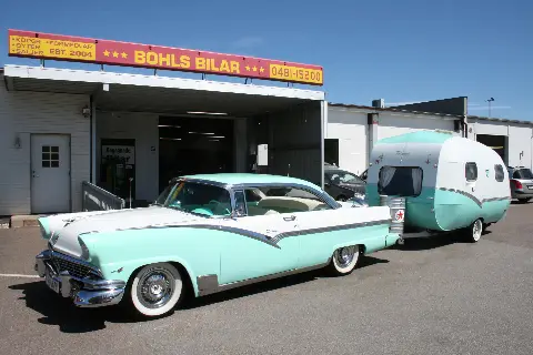 Ford 1956 Ford Fairlane Victoria med Fairägg Husvagn Opio till salu i Nybro – bild 6 av 8