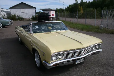 Chevrolet 1966 Chevrolet Impala Convertible till salu i Nybro – bild 3 av 8