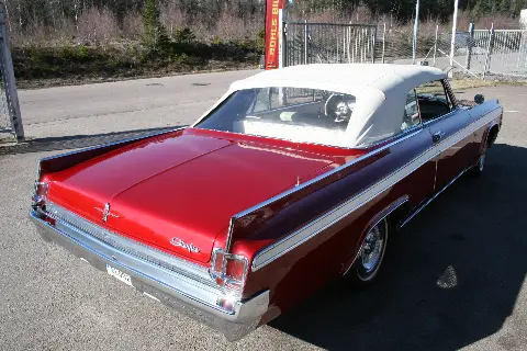 Oldsmobile 1963 Oldsmobile Starfire Convertible  till salu i Nybro – bild 3 av 8