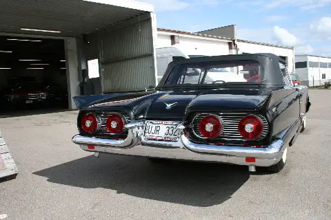 Ford 1959 Ford Thunderbird Convertible J-Code 430 till salu i Nybro – bild 4 av 8