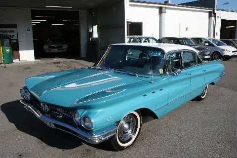 Buick 1960 Buick Le Sabre till salu i Nybro – bild 2 av 8