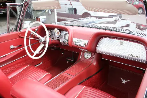Ford 1959 Ford Thunderbird Convertible J-Code 430 till salu i Nybro – bild 6 av 8