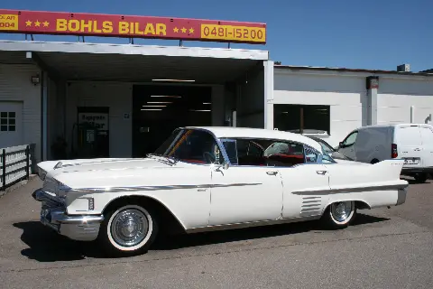 Cadillac Extended Deck
