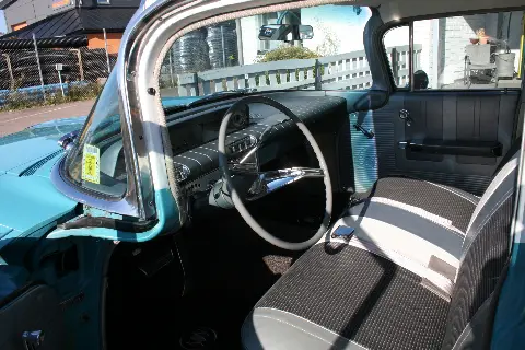Buick 1960 Buick Le Sabre till salu i Nybro – bild 6 av 8