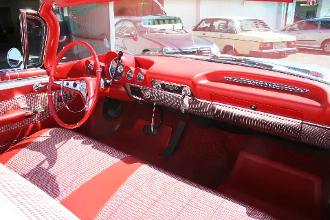 Chevrolet 1960 Chevrolet Impala Convertible  till salu i Nybro – bild 6 av 8